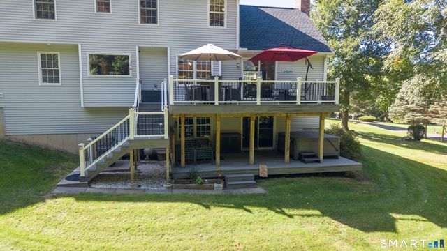 31 Bayberry Lane, New Milford, CT 06776