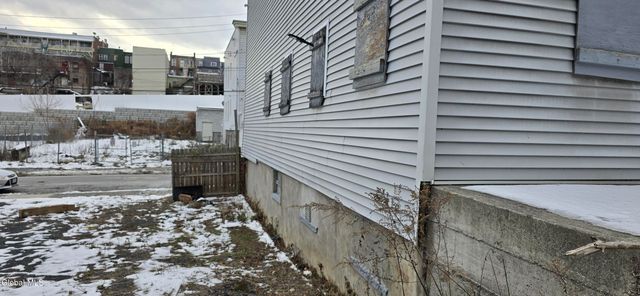 265 Elk Street, Albany, NY 12206