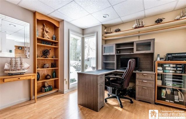 1030 East River Road, Grand Island, NY 14072