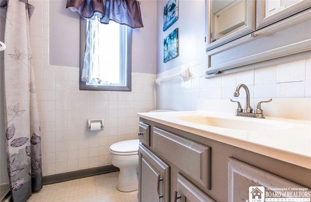 1030 East River Road, Grand Island, NY 14072