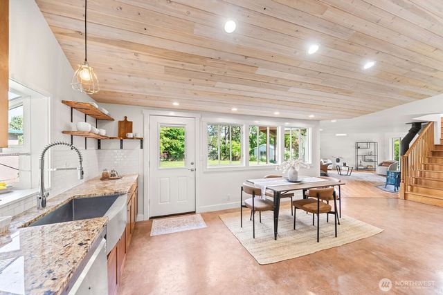 22604 Deppman Road SW, Vashon, WA 98070