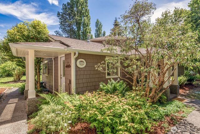 22604 Deppman Road SW, Vashon, WA 98070