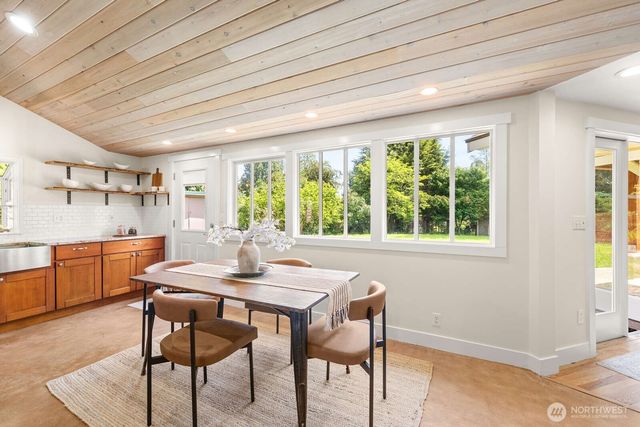 22604 Deppman Road SW, Vashon, WA 98070