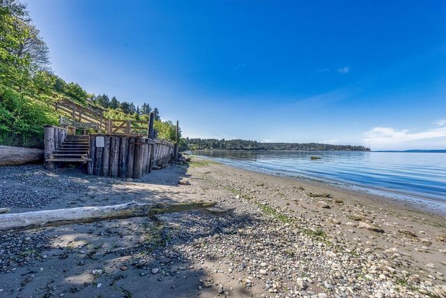 22604 Deppman Road SW, Vashon, WA 98070