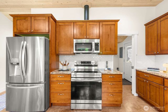 22604 Deppman Road SW, Vashon, WA 98070