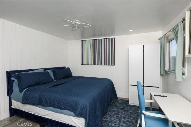 2214 W Oceanfront B, Newport Beach, CA 92663