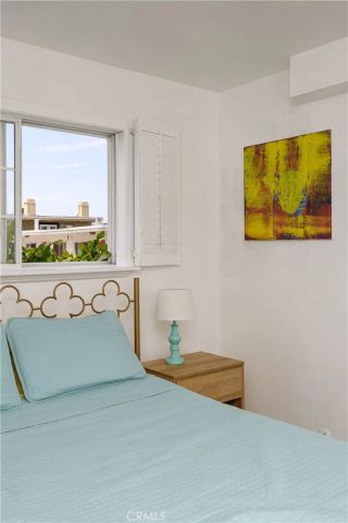 2214 W Oceanfront B, Newport Beach, CA 92663