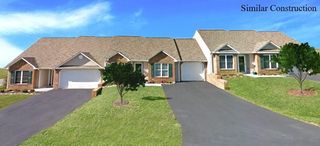 45 Sunrise LN, Roanoke, VA 24019