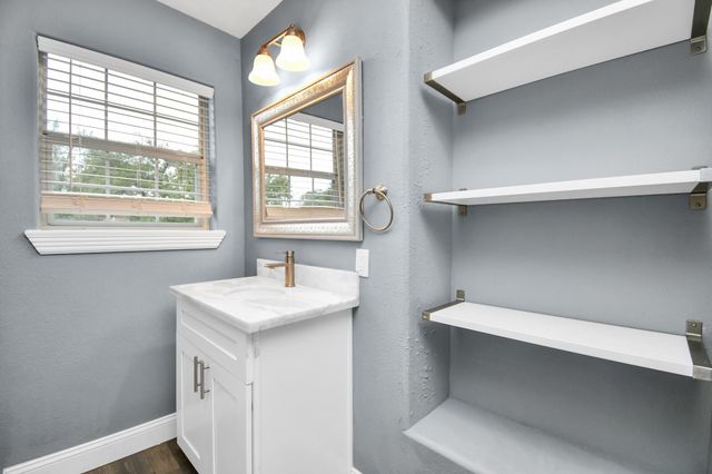 3217 Michigan Street, Baytown, TX 77520