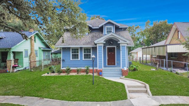 3217 Michigan Street, Baytown, TX 77520
