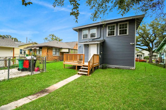 3217 Michigan Street, Baytown, TX 77520