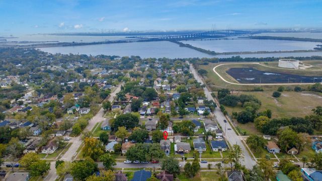 3217 Michigan Street, Baytown, TX 77520