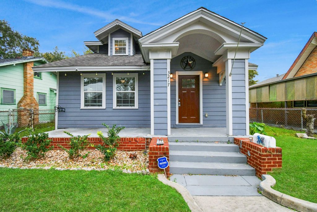 3217 Michigan Street, Baytown, TX 77520