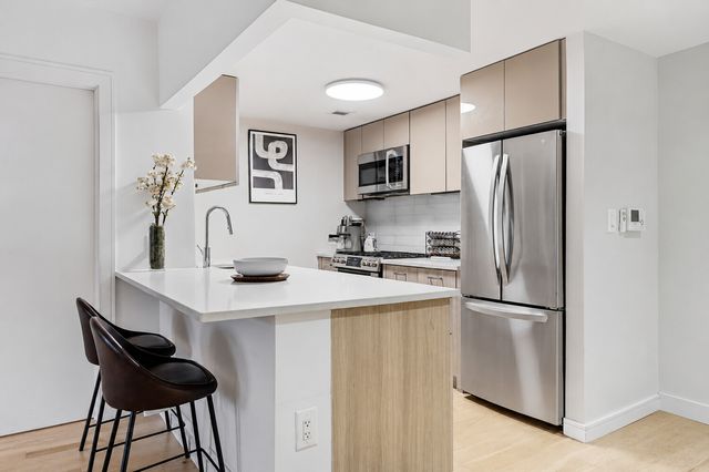 171 W 131st St Apt 510, New York City, NY 10027