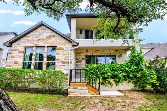 402 Gulfton ST, Lakeway, TX 78738