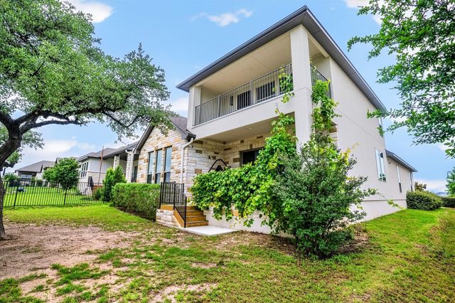 402 Gulfton ST, Lakeway, TX 78738