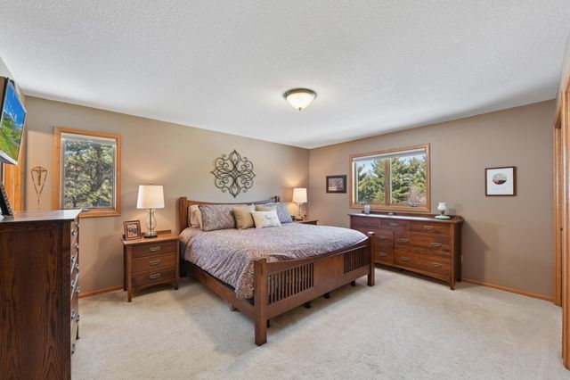 725 Packer Drive, Hudson, WI 54016