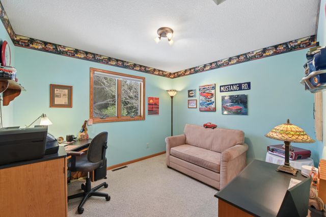 725 Packer Drive, Hudson, WI 54016