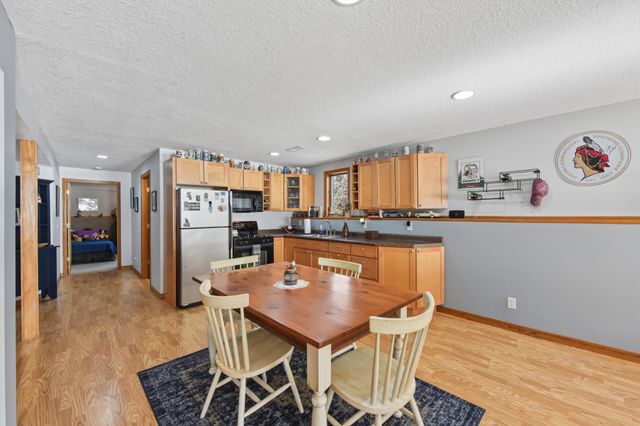 725 Packer Drive, Hudson, WI 54016