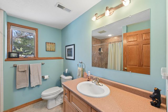 725 Packer Drive, Hudson, WI 54016