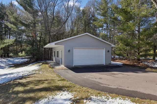 725 Packer Drive, Hudson, WI 54016