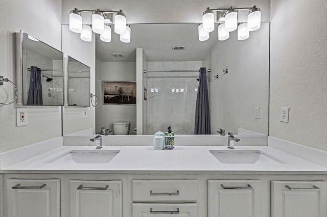 17446 Energy Lane, Dallas, TX 75252