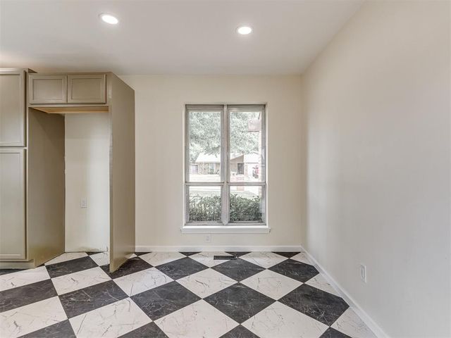 2236 NW 113th Place, Oklahoma City, OK 73120