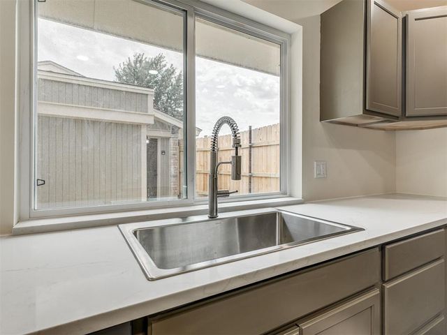 2236 NW 113th Place, Oklahoma City, OK 73120