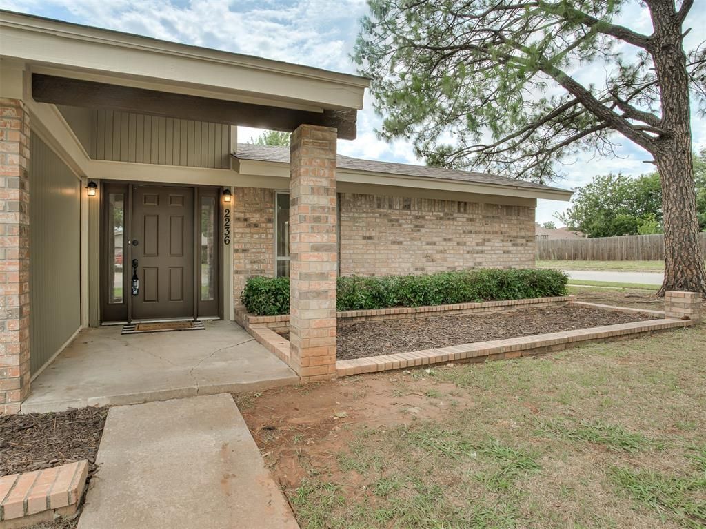 2236 NW 113th Place, Oklahoma City, OK 73120