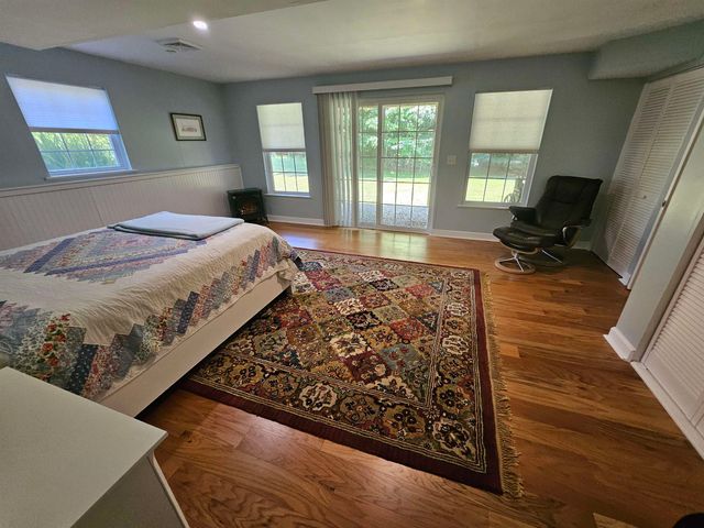 9 Hemlock Drive, Newton, NH 03858