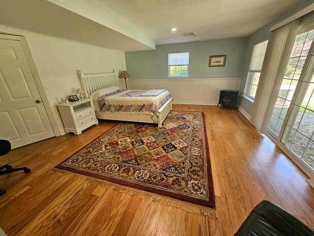9 Hemlock Drive, Newton, NH 03858