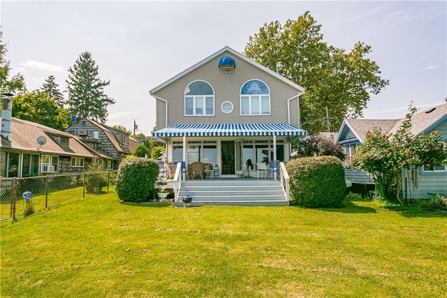 549 Turtle Rock Lane, Irondequoit, NY 14617