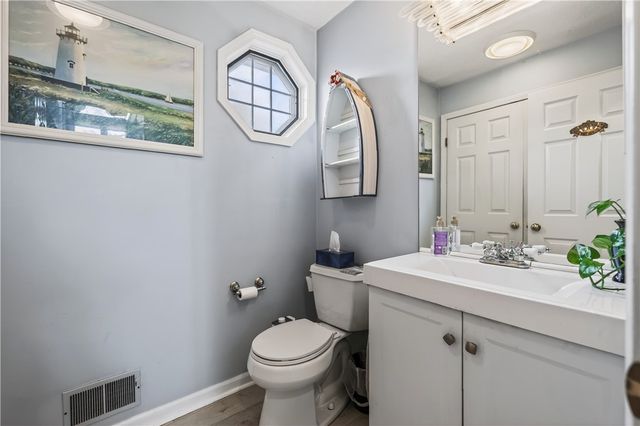 549 Turtle Rock Lane, Irondequoit, NY 14617