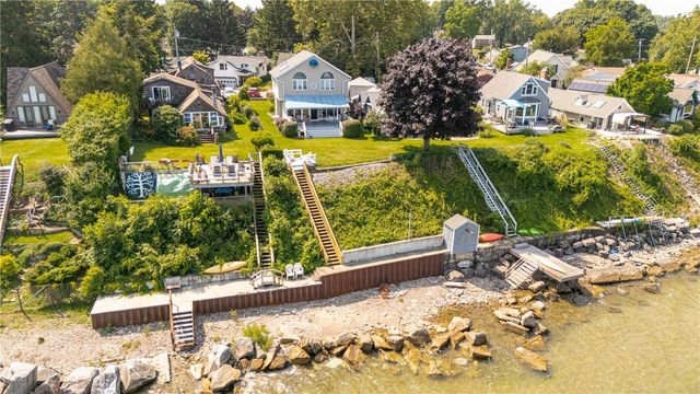 549 Turtle Rock Lane, Irondequoit, NY 14617