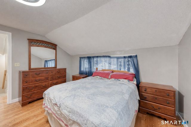 40 Cottage Grove Circle, Bloomfield, CT 06002