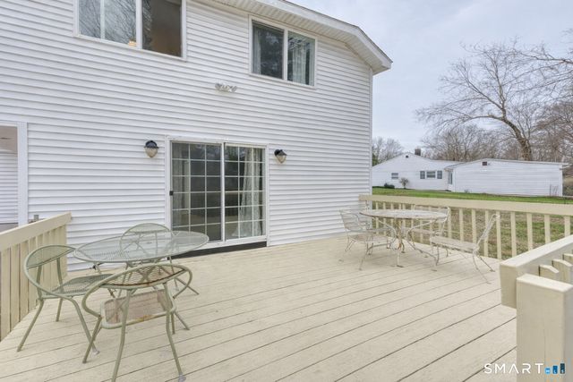 40 Cottage Grove Circle, Bloomfield, CT 06002