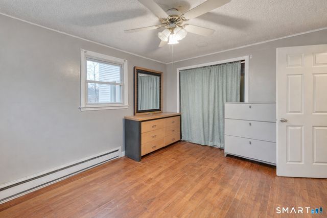 40 Cottage Grove Circle, Bloomfield, CT 06002