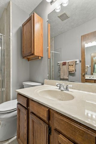 1687 35th Avenue, East Moline, IL 61244