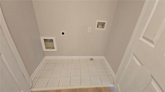 6099 Prestwood Drive, Johns Creek, GA 30097
