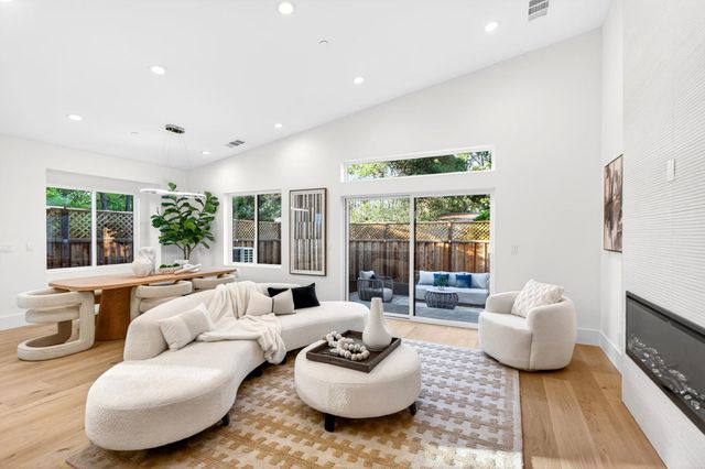 873 Cedar Avenue, Sunnyvale, CA 94086