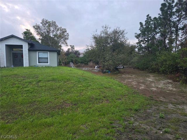 1600 FRED AVE N, Lehigh Acres, FL 33971