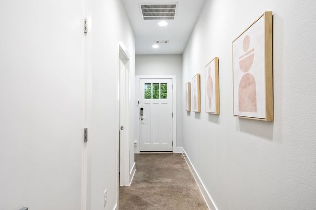656 Bishop Heights Lane, Dallas, TX 75208