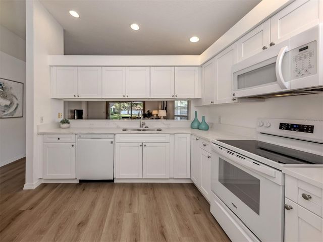 3224 WOODBERRY LANE, Sarasota, FL 34231