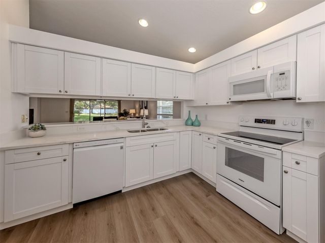 3224 WOODBERRY LANE, Sarasota, FL 34231