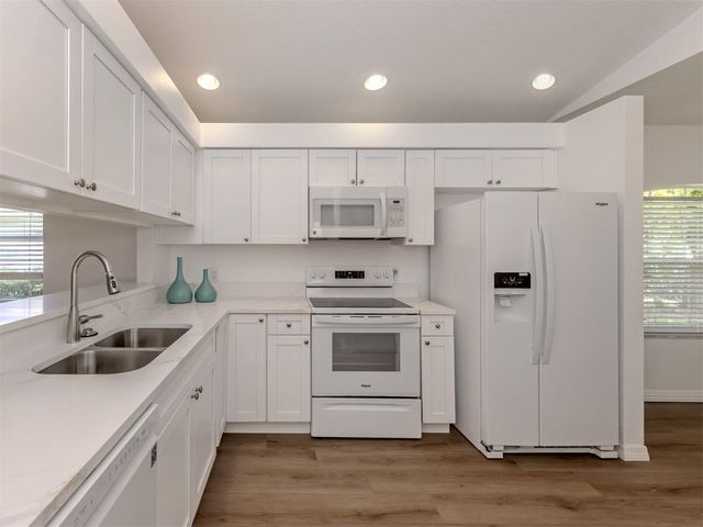 3224 WOODBERRY LANE, Sarasota, FL 34231
