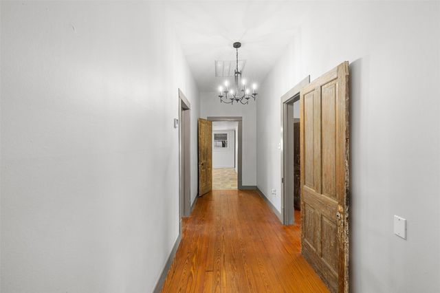 1002 N Banks Street, Caldwell, TX 77836