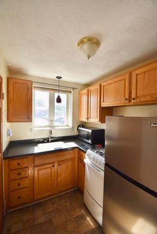 12 Central Ave 3, Danvers, MA 01915