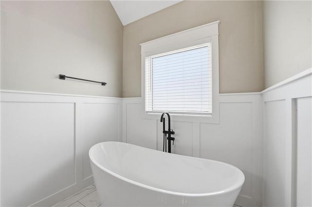 2310 Fishing Lane, Kearney, MO 64060