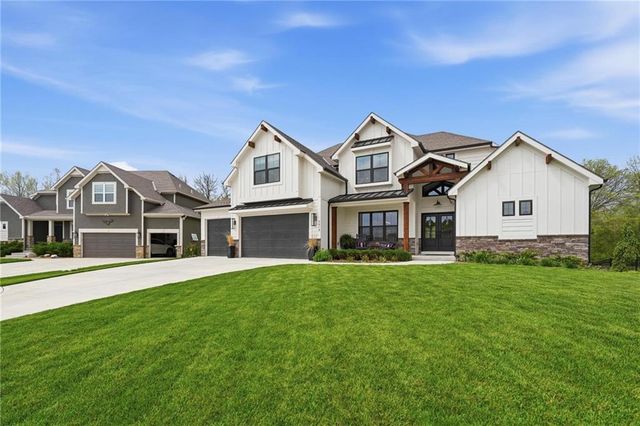 2310 Fishing Lane, Kearney, MO 64060