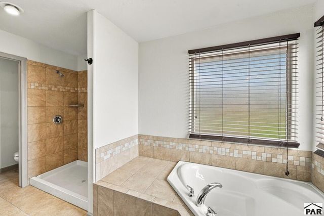 2308 Crestwood Ln, Pueblo, CO 81008